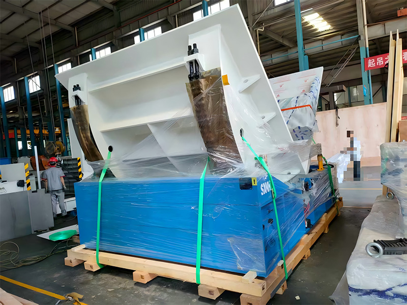 100T翻模機(jī)即將出口澳大利亞 100T翻模機(jī)即將出口澳大利亞